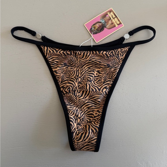 Strawberry Milk Mob Medusa Bikini Bottom - Picture 2 of 4